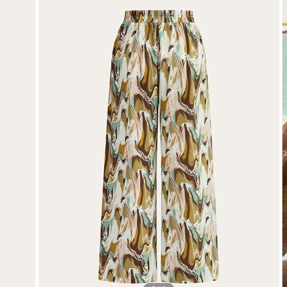 Abstract Patterned Two-Piece Set - Picture 7 of 10